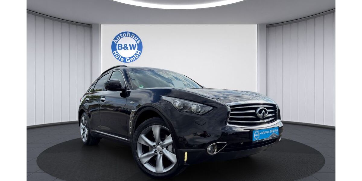 INFINITI QX70 139.839 km 12.899 &euro; Krefeld 47805