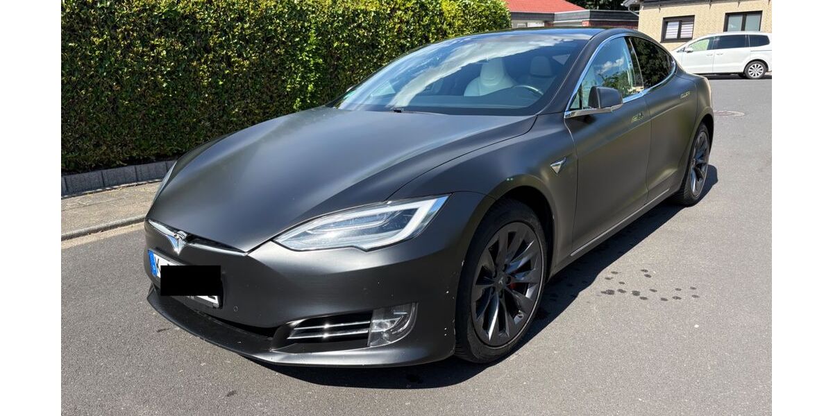 Tesla Model S 125.000 km 43.000 &euro; Bergheim 50126