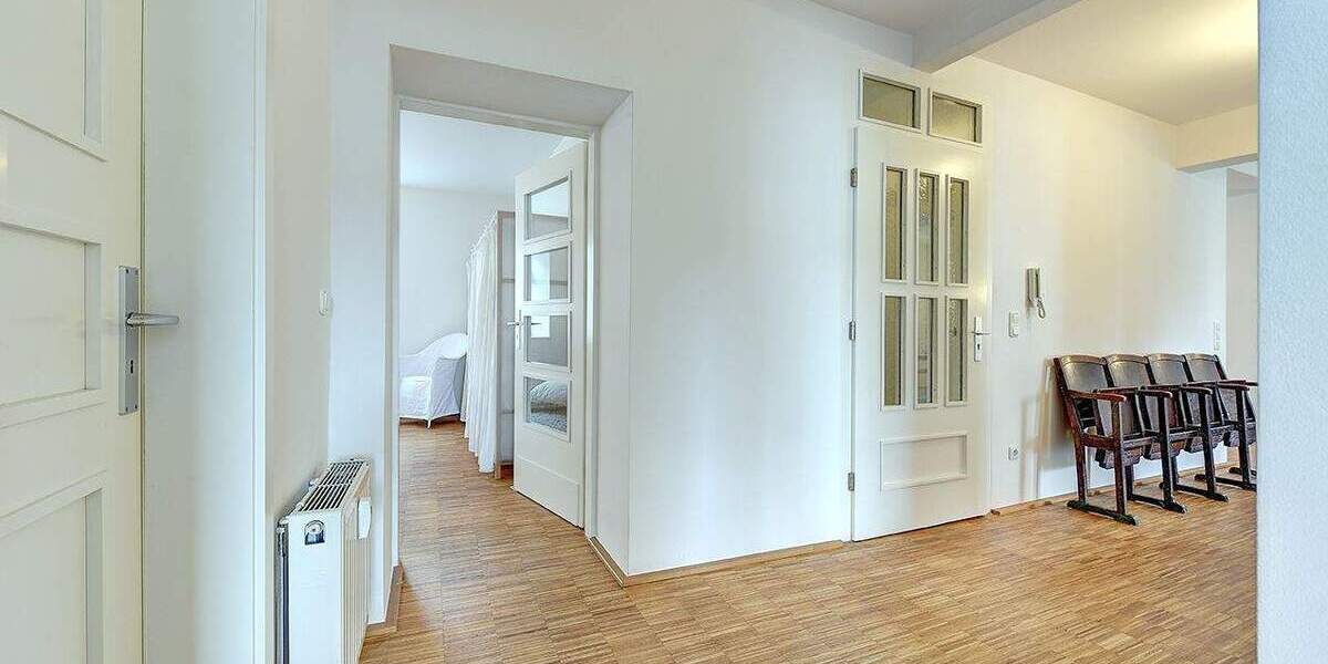 Etagenwohnung Düsseldorf / Derendorf Derendorf - 3 Zimmer, 100 m&sup2;, 670.000&euro; | Angebot:25687725
