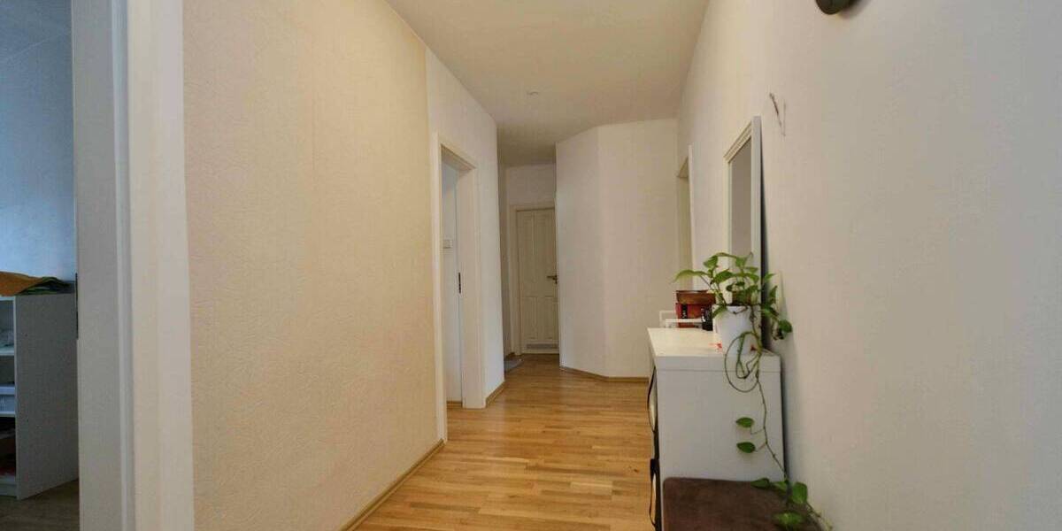 Etagenwohnung Düsseldorf Wersten - 3 Zimmer, 70 m&sup2;, 249.000&euro; | Angebot:25685557