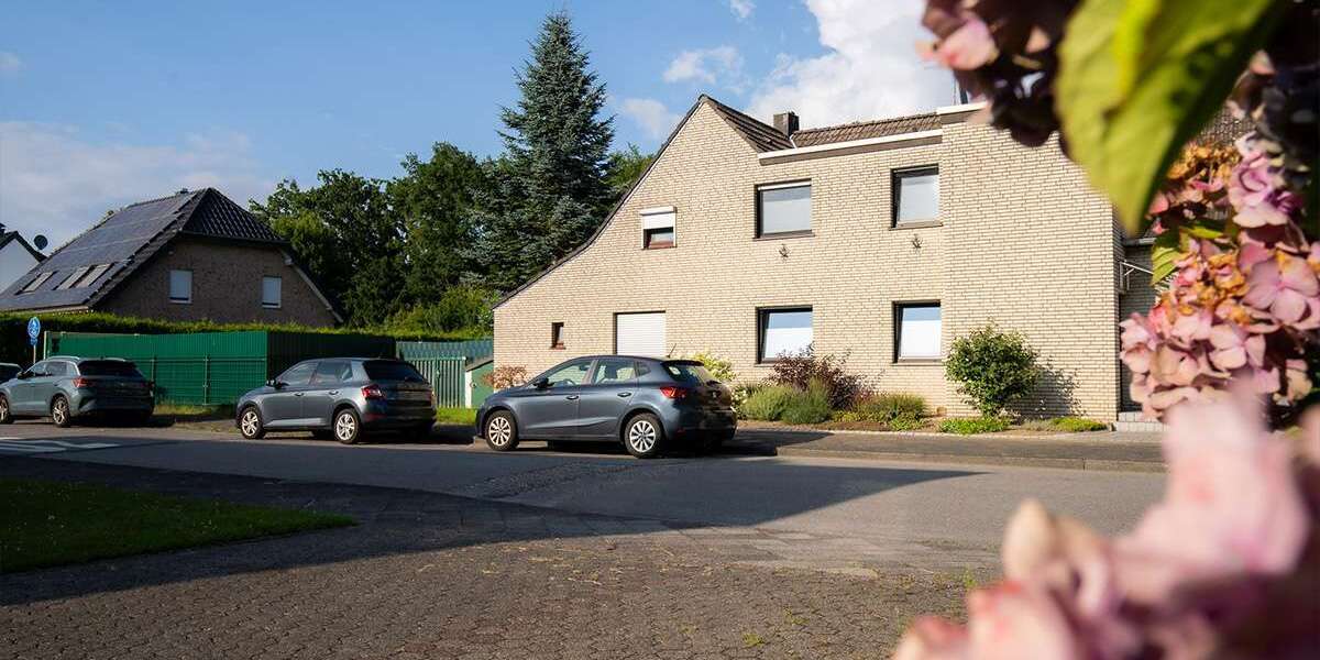 Einfamilienhaus Mönchengladbach West - 5.5 Zimmer, 97 m&sup2;, 299.000&euro; | Angebot:26999245