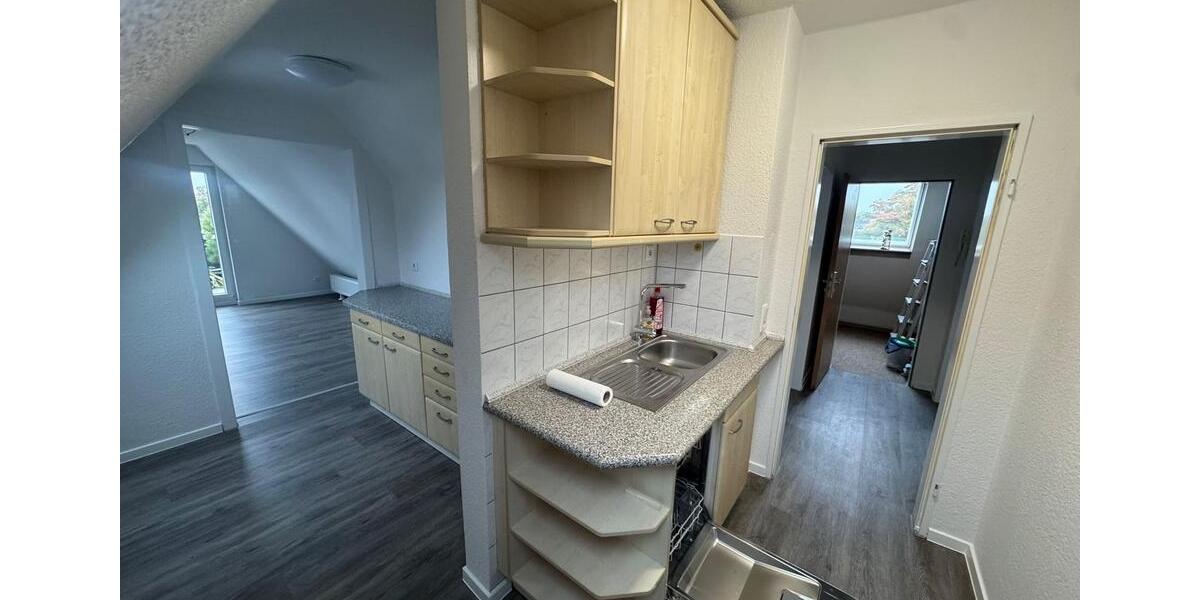 Dachgeschoßwohnung Langenfeld (Rheinland) - 2 Zimmer, 42 m&sup2;, 750&euro; | Angebot:26049841