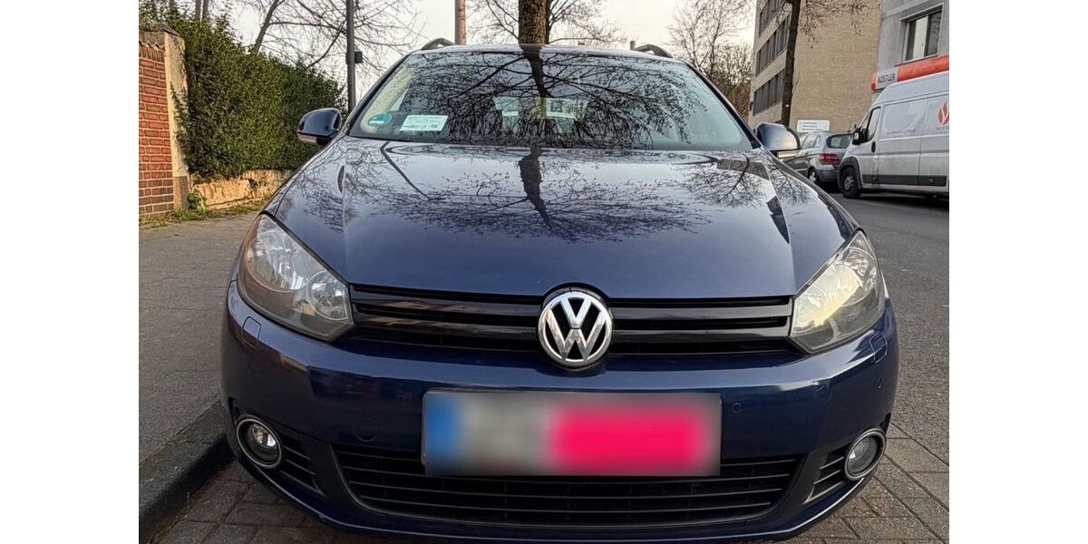 VW Golf 228.000 km 4.900 &euro; Leverkusen 51373