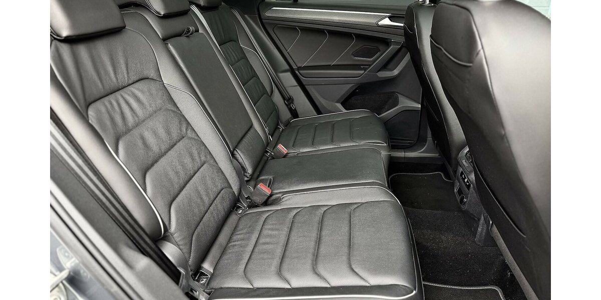 VW Tiguan R-Line / 4Motion / Pano / Memory/ Keyless 14.600 km 42.900 &euro; Mönchengladbach 41066