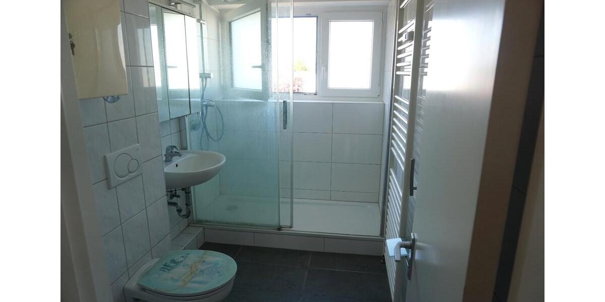 Etagenwohnung Düsseldorf Stadtbezirk 9 - 3 Zimmer, 67 m&sup2;, 1.000&euro; | Angebot:26322218