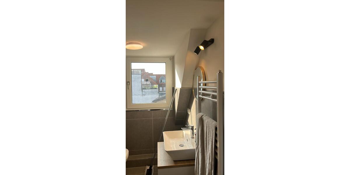 Dachgeschoßwohnung Korschenbroich - 2 Zimmer, 51 m&sup2;, 1.100&euro; | Angebot:25810571