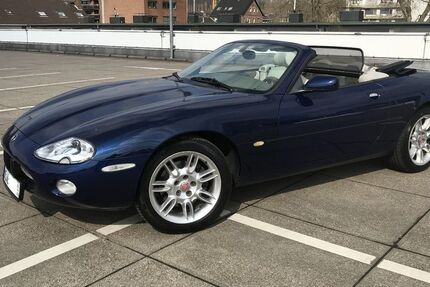 Jaguar XK8 126.000 km 16.400 &euro; Hilden 40724