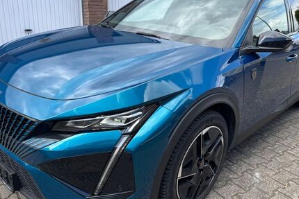 Peugeot 408 90.000 km 20.990 &euro; Neuss 41462