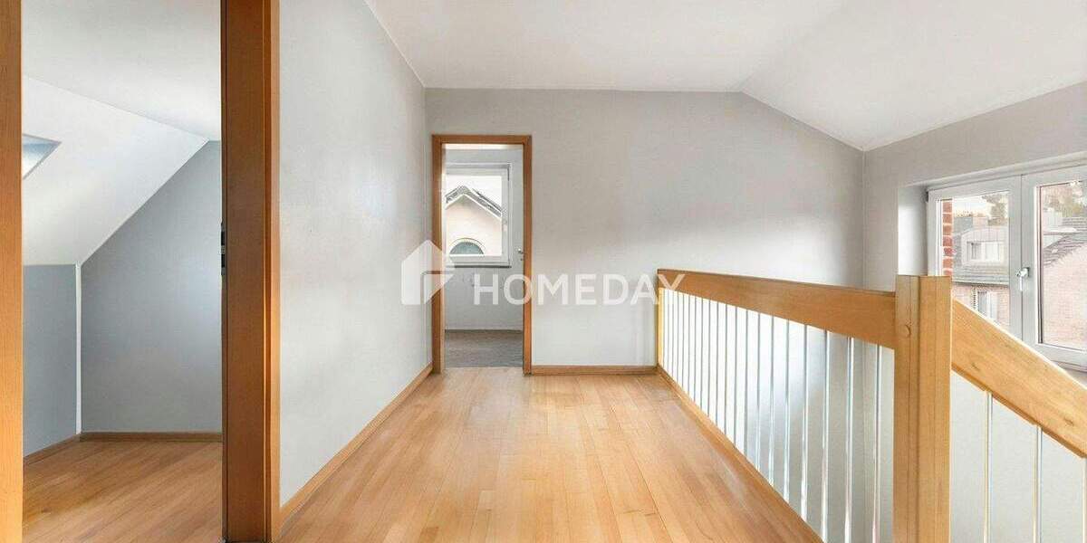 Einfamilienhaus Neuss Holzheim - 7 Zimmer, 253 m&sup2;, 870.000&euro; | Angebot:25694090