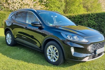 Ford Kuga 14.780 km 28.790 &euro; Bergheim 50129