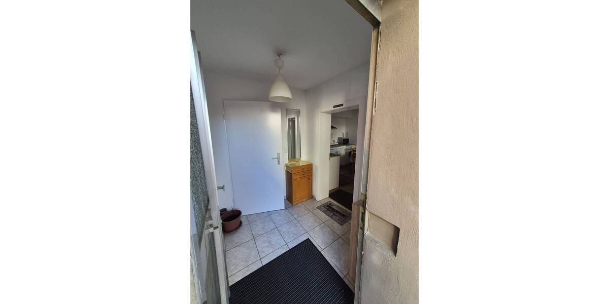 Etagenwohnung Krefeld Cracau - 2 Zimmer, 56 m&sup2;, 450&euro; | Angebot:26174379