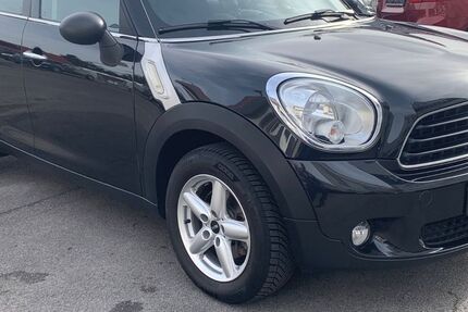 Mini One Countryman 148.000 km 5.950 &euro; Düsseldorf 40231