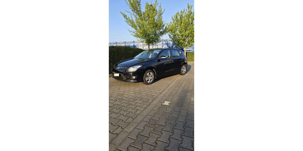 Hyundai i30 107.000 km 5.500 &euro; Neuss 41462
