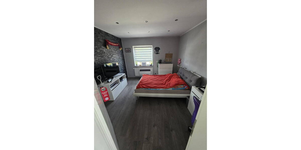 Doppelhaushälfte Krefeld Inrath/Kliedbruch - 7 Zimmer, 148 m&sup2;, 520.000&euro; | Angebot:26061659