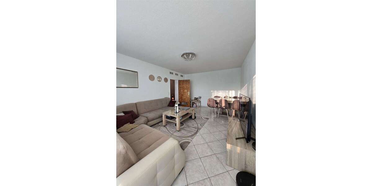 Etagenwohnung Leverkusen - 4 Zimmer, 86 m&sup2;, 175.000&euro; | Angebot:25201117