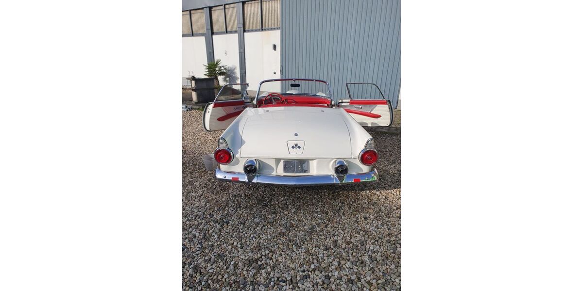 Ford Thunderbird 83.897 km 45.000 &euro; Titz-Jackerath 52445