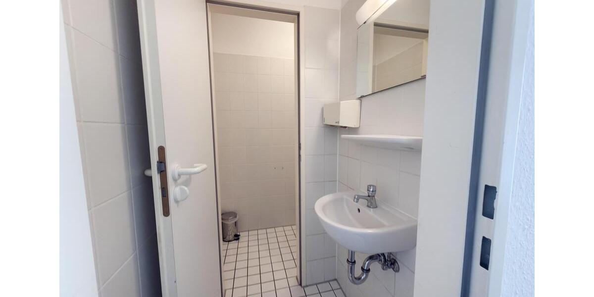 Gewerbeobjekt Düsseldorf - 3.757&euro; | Angebot:25896584