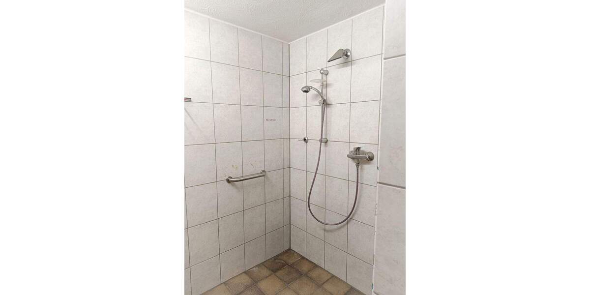 Mehrfamilienhaus, Wohnhaus Mönchengladbach-Wickrath Wickrath - 6 Zimmer, 124 m&sup2;, 368.000&euro; | Angebot:25744860