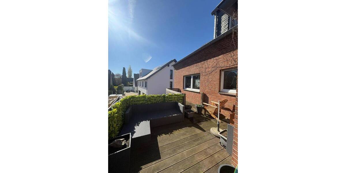 Etagenwohnung Krefeld Oppum - 1 Zimmer, 89 m&sup2;, 950&euro; | Angebot:26244926