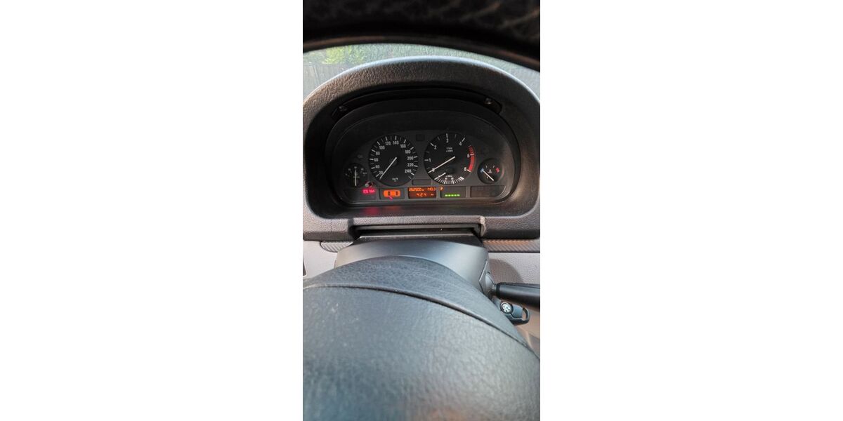 BMW X5 262.500 km 3.500 &euro; Wassenberg 41849