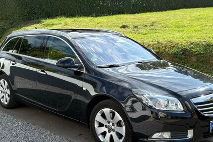 Opel Insignia 135.000 km 5.990 &euro; Jülich 52428