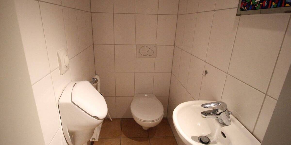 Reihenmittelhaus Düsseldorf Stockum - 4 Zimmer, 106 m&sup2;, 700.000&euro; | Angebot:26105538