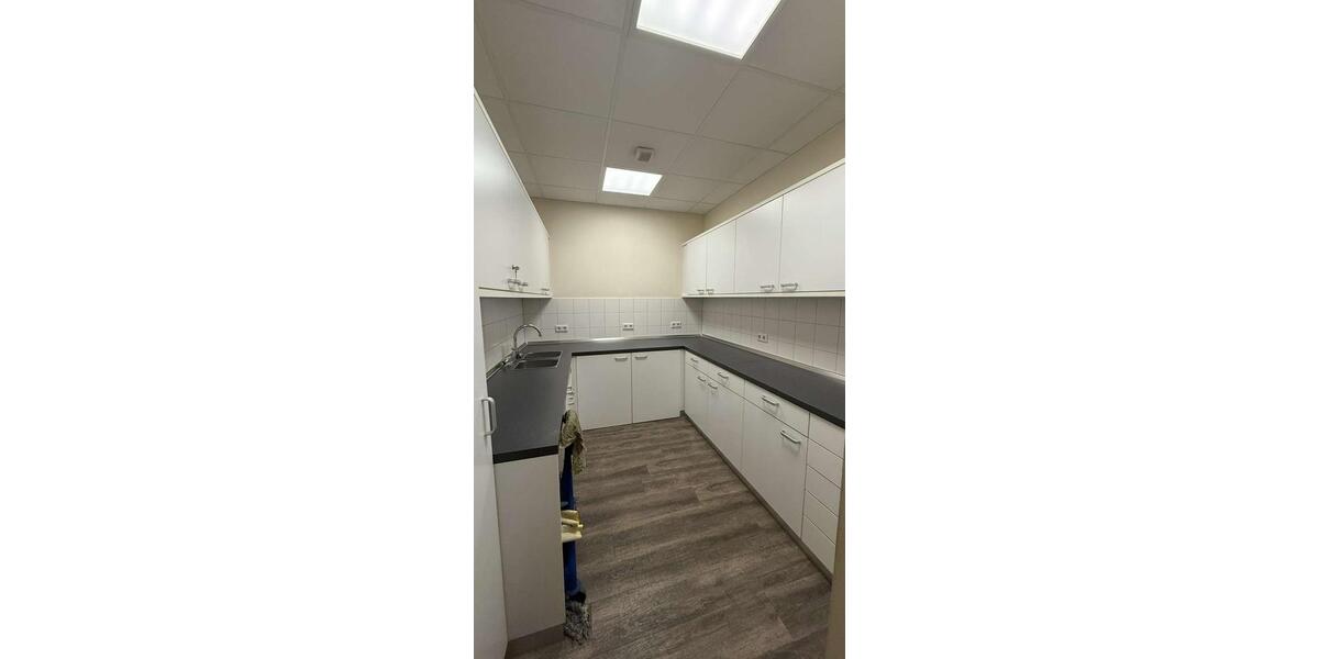 Gewerbeobjekt Krefeld - 2.180&euro; | Angebot:25152334