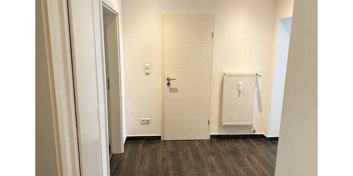Etagenwohnung Düsseldorf Stadtmitte - 3 Zimmer, 103 m&sup2;, 1.700&euro; | Angebot:24443384