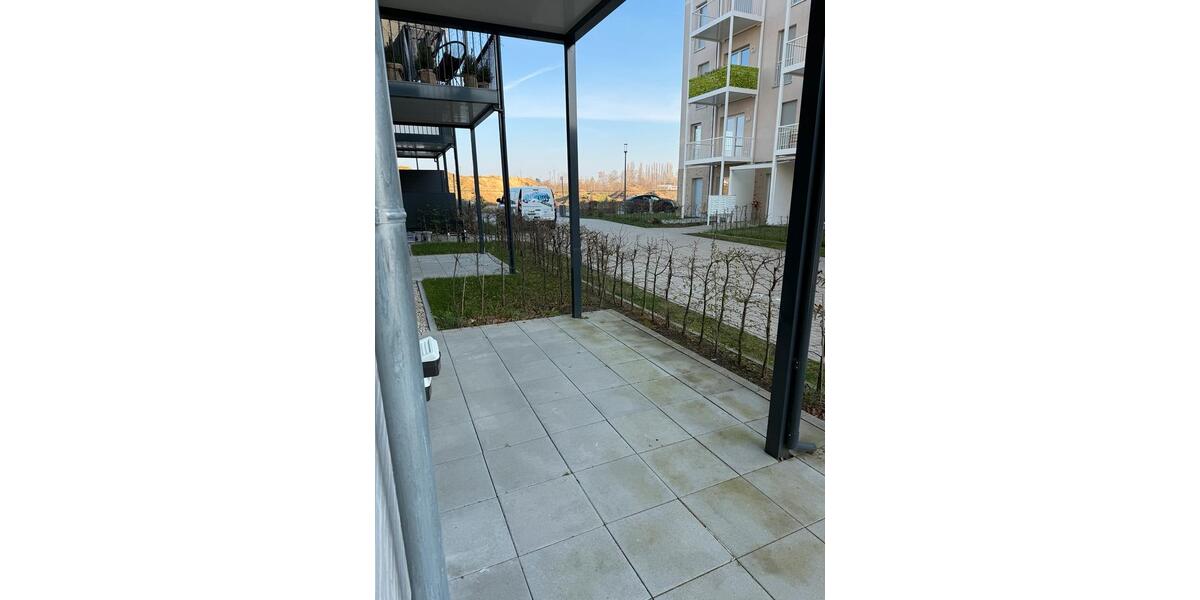 Erdgeschoßwohnung Mönchengladbach Nord - 1 Zimmer, 38 m&sup2;, 725&euro; | Angebot:25784102