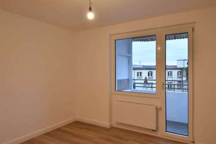 Wohnung Düsseldorf Stadtmitte - 2 Zimmer, 47 m&sup2;, 775&euro; | Angebot:24238625