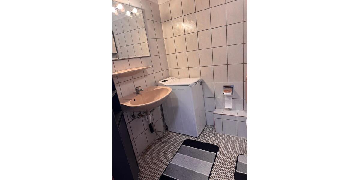 Etagenwohnung Düsseldorf Stadtbezirk 6 - 2 Zimmer, 75 m&sup2;, 1.130&euro; | Angebot:25267768