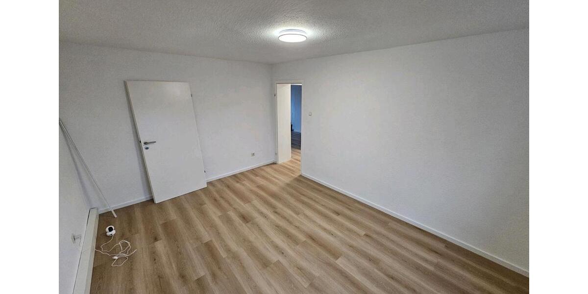 Etagenwohnung Mönchengladbach West - 2 Zimmer, 51 m&sup2;, 900&euro; | Angebot:26042771