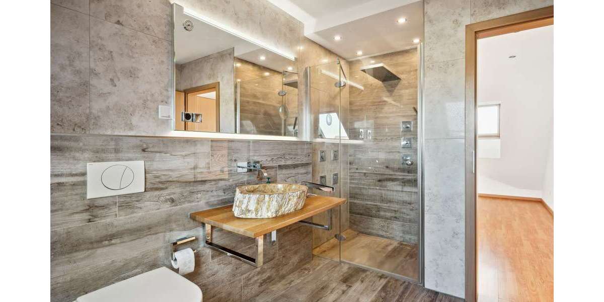 Einfamilienhaus Mönchengladbach West - 7 Zimmer, 269 m&sup2;, 729.000&euro; | Angebot:26269239