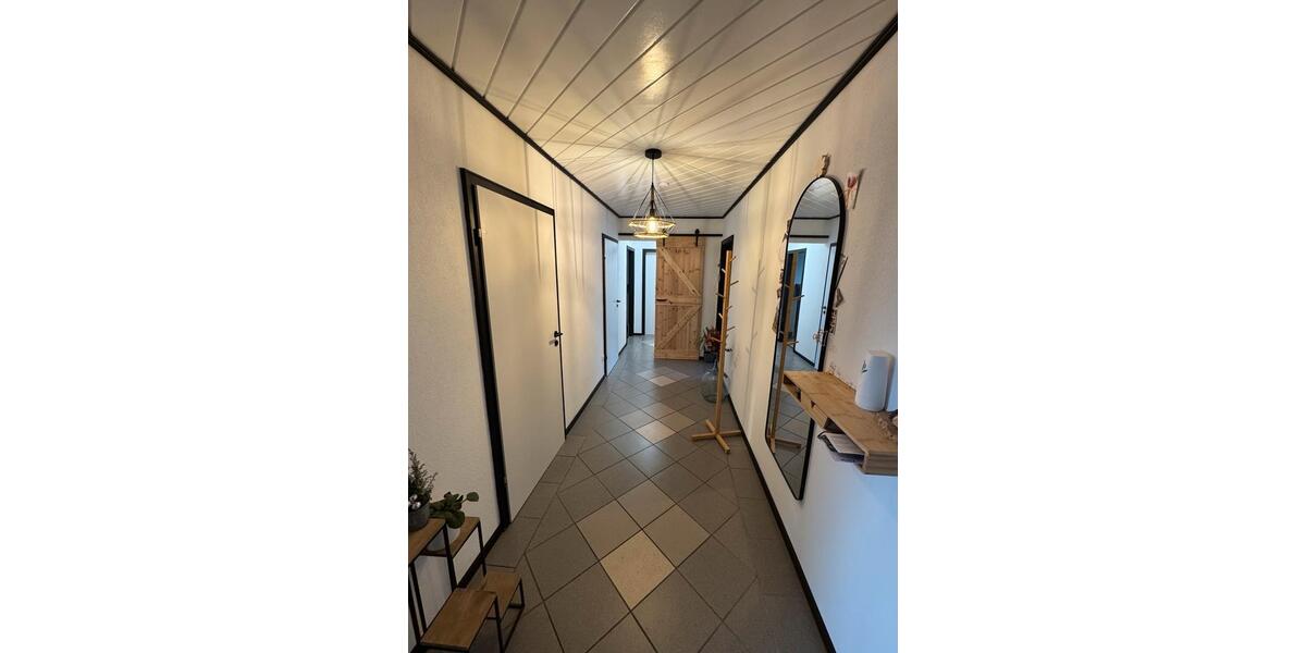 Hochparterre Wassenberg - 4 Zimmer, 104 m&sup2;, 216.000&euro; | Angebot:26047064