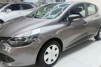 Renault Clio 115.000 km 6.498 &euro; Grevenbroich 41515