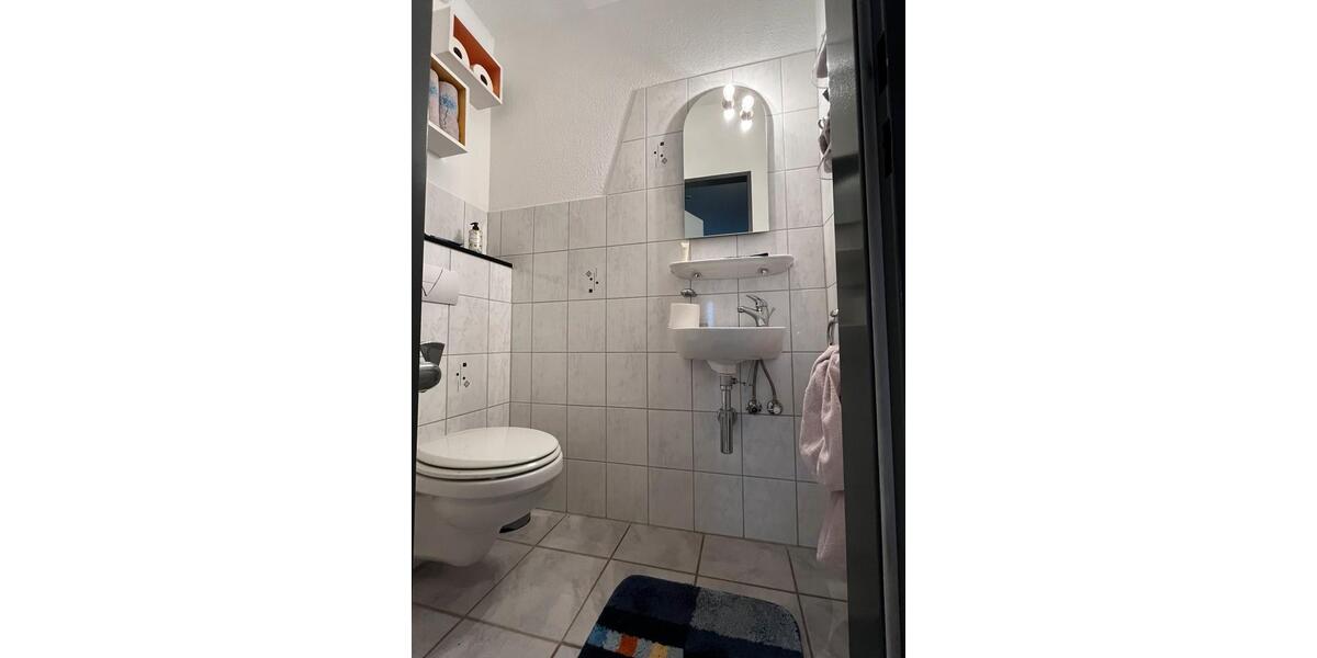 Etagenwohnung Neuss - 3 Zimmer, 84 m&sup2;, 278.000&euro; | Angebot:26168521