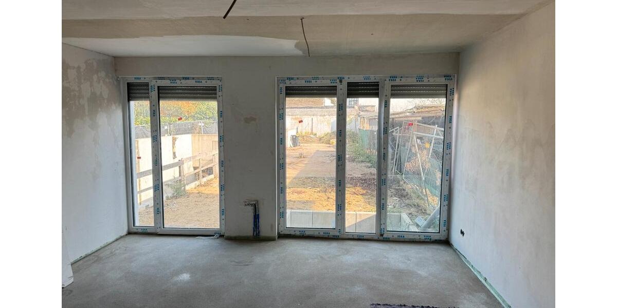 Erdgeschoßwohnung Meerbusch Necklenbroich - 4.5 Zimmer, 135 m&sup2;, 2.450&euro; | Angebot:26021441