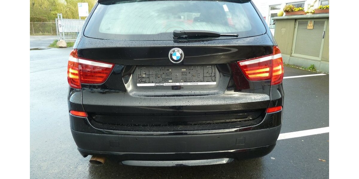 BMW X3 2.0 D x drive Autom. Pano Leder Lachschäden 313.000 km 7.900 &euro; Ratingen 40885