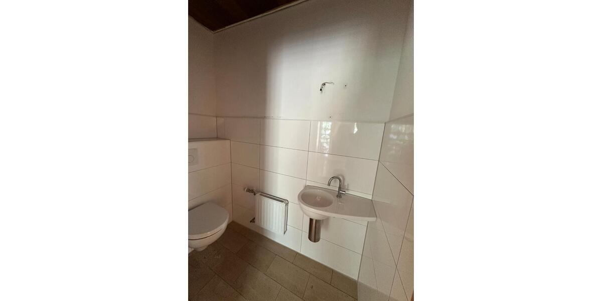 Reihenhaus Meerbusch Kierst - 5.5 Zimmer, 135 m&sup2;, 1.799&euro; | Angebot:26020623