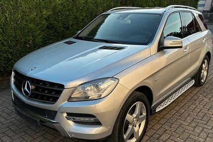 Mercedes-Benz ML 350 256.774 km 17.500 &euro; Jüchen 41363
