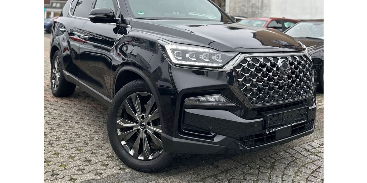 SsangYong REXTON 122.960 km 31.348 &euro; Mönchengladbach 41063