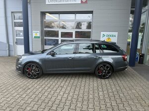 Skoda OCTAVIA TSI RS 2.0 Combi +Navi+CarPlay+Totwinkel+ 89.000 km 23.450 &euro; Meerbusch 40667