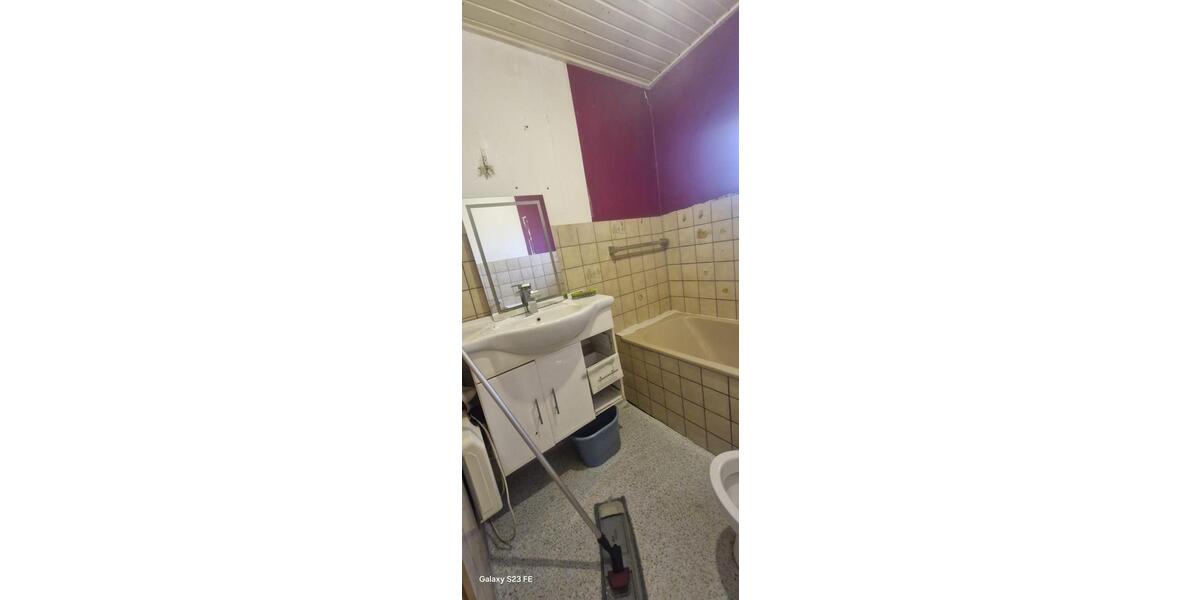 Etagenwohnung Düsseldorf Stadtbezirk 9 - 3 Zimmer, 100 m&sup2;, 1.850&euro; | Angebot:26003611