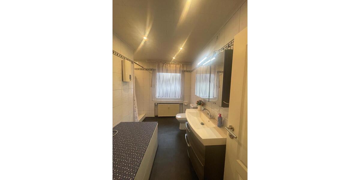 Etagenwohnung Bergheim Auenheim - 3 Zimmer, 92 m&sup2;, 1.175&euro; | Angebot:26040282