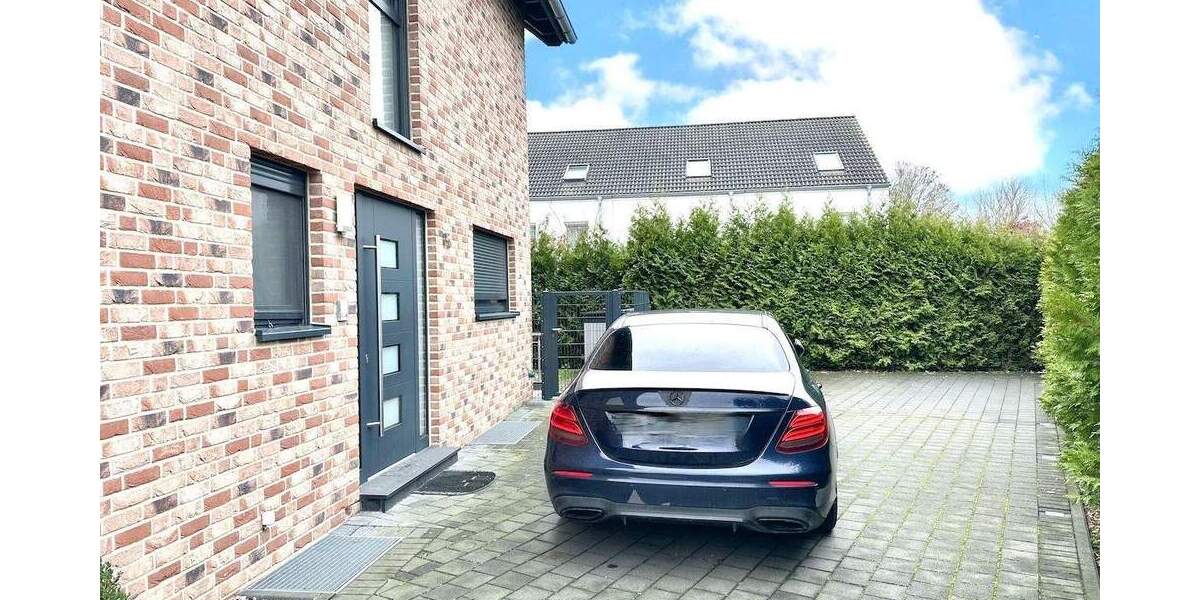 Einfamilienhaus Neuss Stadionviertel - 7 Zimmer, 255 m&sup2;, 998.000&euro; | Angebot:25687662