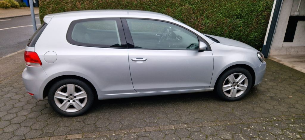 VW Golf 92.000 km 3.500 &euro; Wegberg 41844