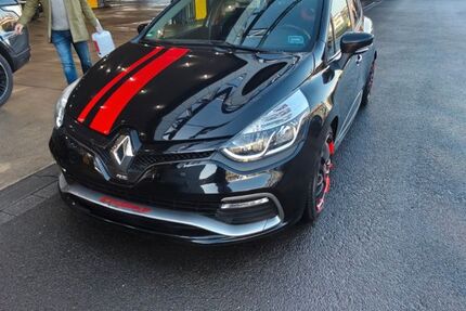 Renault Clio 95.000 km 14.899 &euro; Neuss 41468