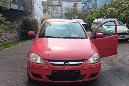 Opel Corsa 69.000 km 1.999 &euro; Düsseldorf 40233