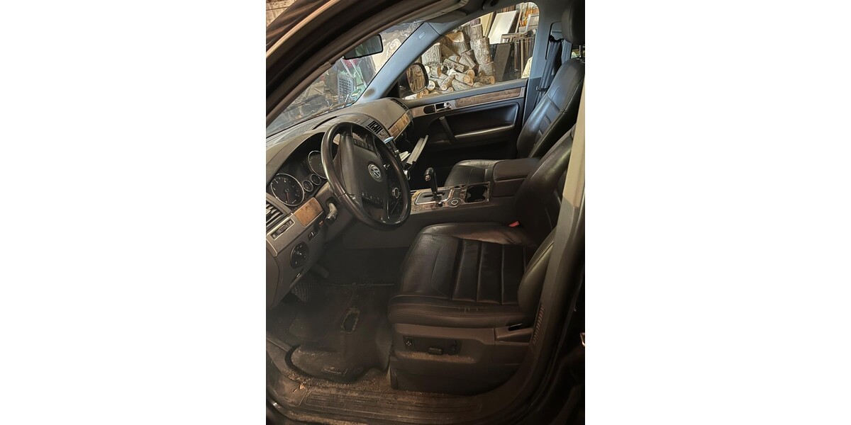 VW Touareg 380.000 km 3.750 &euro; Wegberg 41844