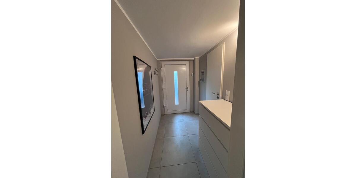 Etagenwohnung Düsseldorf Stadtbezirk 8 - 1 Zimmer, 40 m&sup2;, 850&euro; | Angebot:25418921